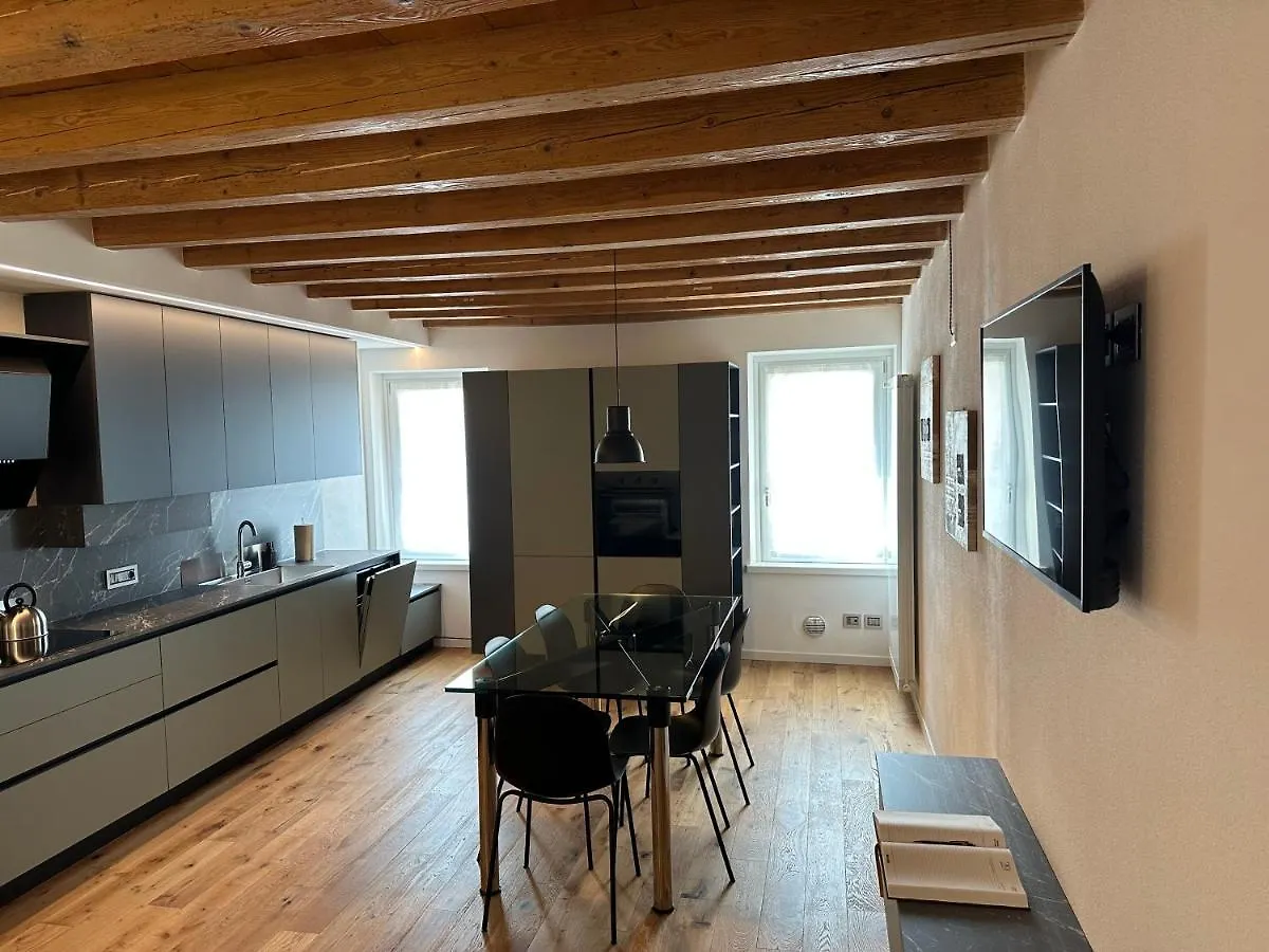 Le Scalete Apartment Valeggio sul Mincio 0*,